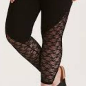 Torrid inset cropped leggings